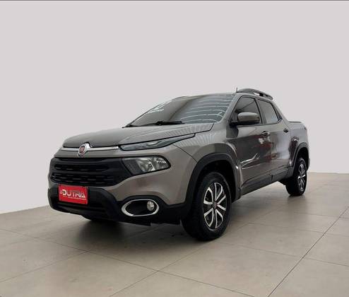 FIAT TORO 1.8 16V EVO FLEX FREEDOM AT6 FIAT TORO 1.8 16V EVO FLEX FREEDOM AT6